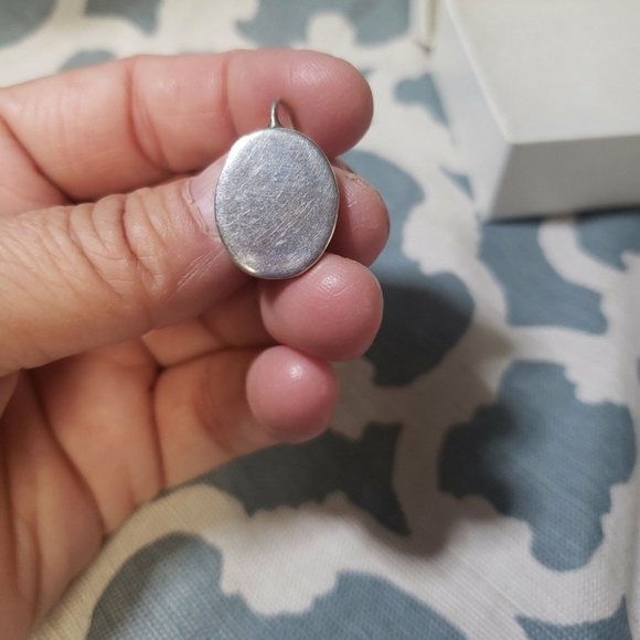 STERLING SILVER MONOGRAMABLE EARRINGS - Picture 2 of 3